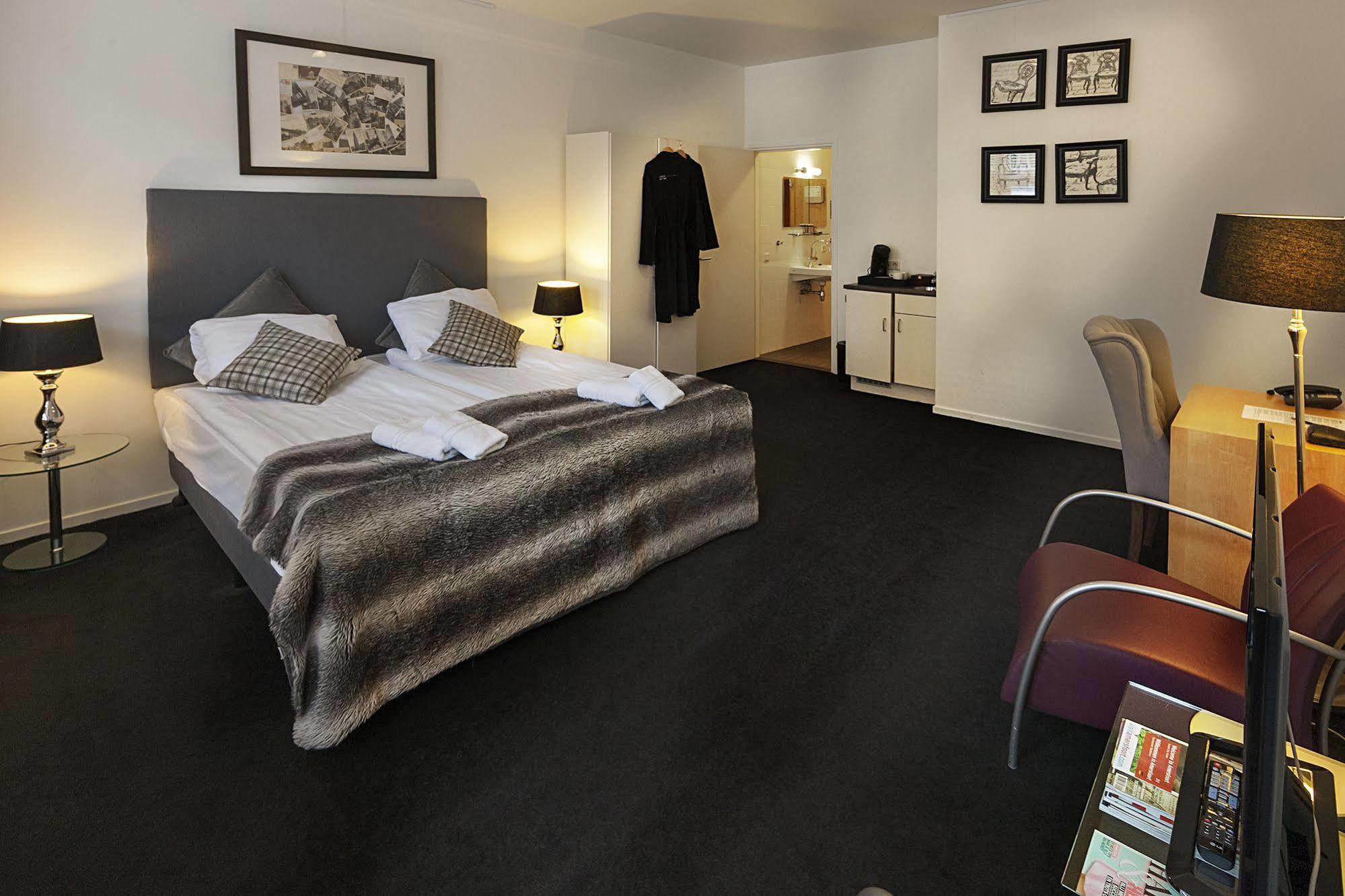 Hotel de Tabaksplant Amersfoort Bagian luar foto