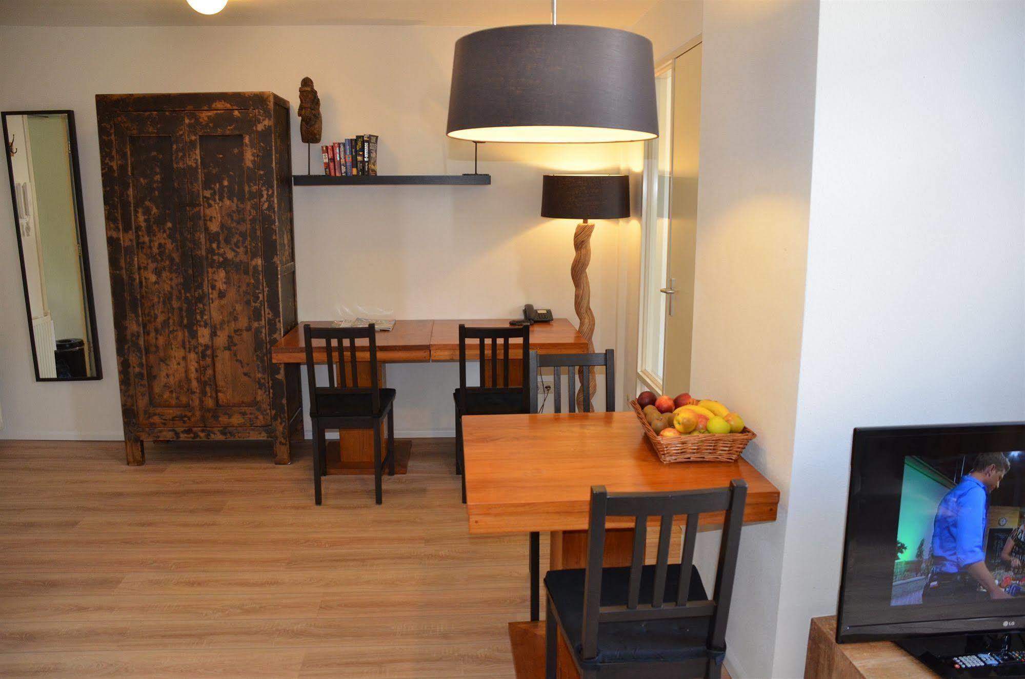 Hotel de Tabaksplant Amersfoort Bagian luar foto